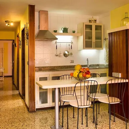 Puerto Del Carmen Sleeps 4 Wifi Appartamento Puerto del Carmen (Lanzarote)
